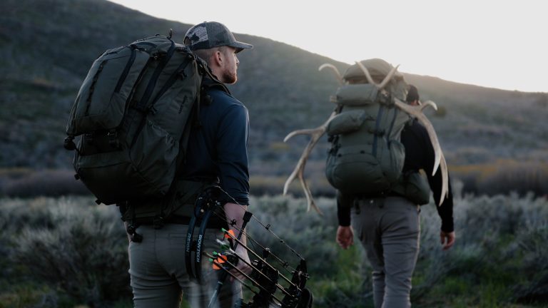 climax bow hunting backpack